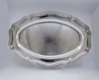 Très grand plat en argent massif armorié, par Eloi Guérin - Paris, 1755-1756