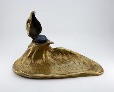 Encrier écritoire à la tête d'aigle - Bronze doré, vers 1900