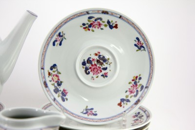 Modèle Puiforcat, édité par Raynaud - Porcelaine de Limoges, décor Chen-Yang