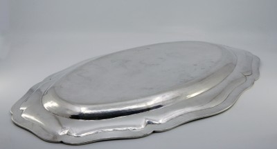 Très grand plat en argent massif armorié, par Eloi Guérin - Paris, 1755-1756