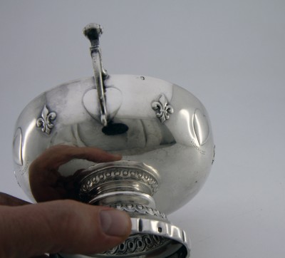 Coupe de mariage royaliste, aux profils de Louis XVI et de Marie-Antoinette - Argent massif, Paris vers 1900