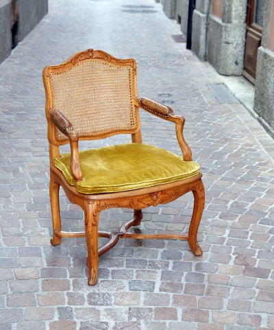 Fauteuil canné de style Régence - Travail ancien, restauré