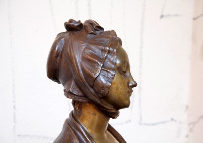 Fernand CIAN (1889-1954) - Jeune fille à la rose, bronze à double patine