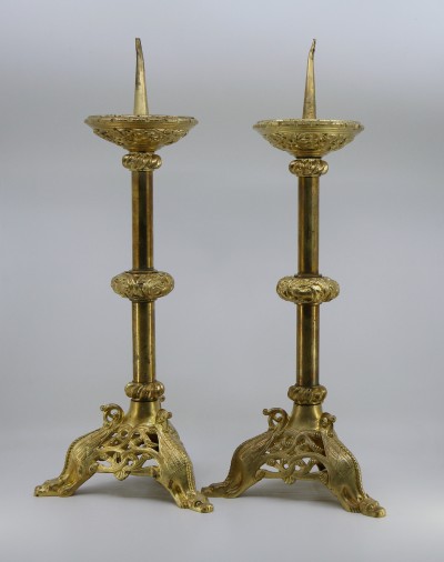 Garniture d'autel par Poussielgue-Rusand - style néo-roman, Paris vers 1860-1880