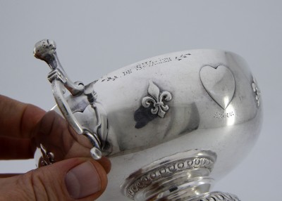 Coupe de mariage royaliste, aux profils de Louis XVI et de Marie-Antoinette - Argent massif, Paris vers 1900