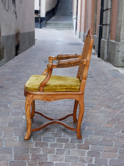 Fauteuil canné de style Régence - Travail ancien, restauré