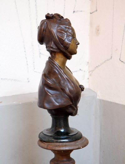 Fernand CIAN (1889-1954) - Jeune fille à la rose, bronze à double patine